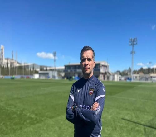 萊萬特主帥：對于我以及那個時代的許多教練，穆帥是標桿人物