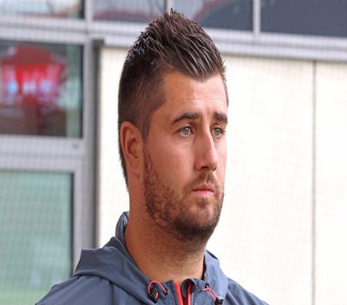 德天空：拜仁U19主帥蓋達(dá)羅夫今夏將離任，他已收到多份邀約