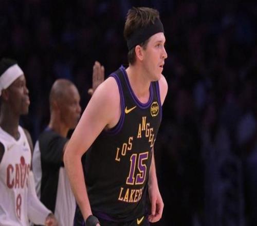 湖人天塌了！東契奇報銷里夫斯休戰6周，季后賽開局拉閘