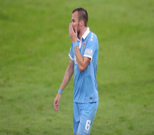 大十字表示阿斯拉尼非常適合多特,并在積極推動(dòng)其加盟多特_德甲直播