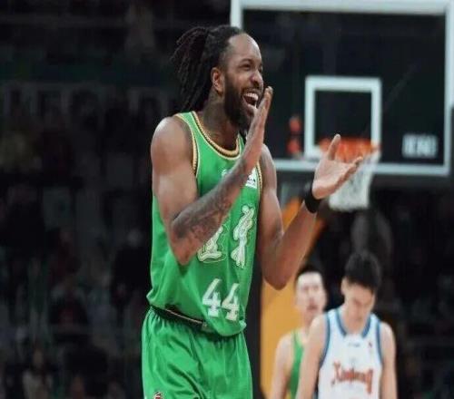 最終敲定！遼寧男籃正式官宣大外援加盟，取消爭議號(hào)碼注冊(cè)，球迷得意之人最終離隊(duì)