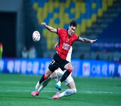 一場51，讓中超最大奪冠熱門誕生：4戰(zhàn)攬10分+轟14球，劍指冠軍