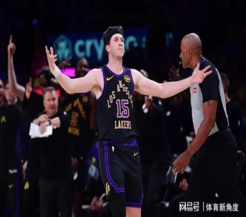 太慘了吧!湖人再遭重創,里夫斯賽季報銷,詹姆斯又要一輪游了
