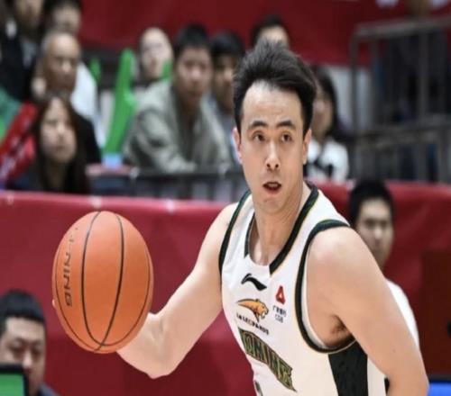 超越易建聯，趙繼偉職業生涯搶斷909次升至CBA歷史第八位