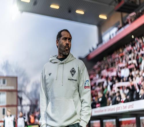 專訪蒂奧納：不萊梅保級已握主動權！門神老將助我們死磕到底