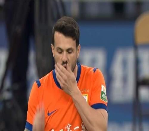 12，泰山隊遭遇兩連敗，馬萊萊梅開二度大連英博中超第二場客勝