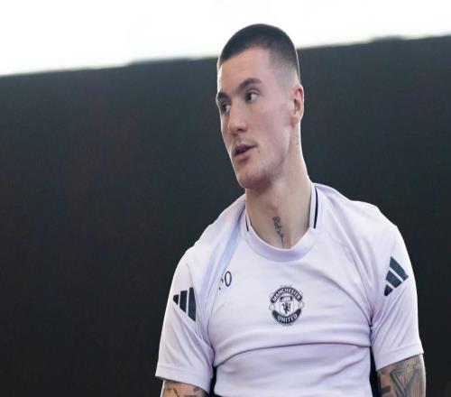 記者：曼聯(lián)24天沒比賽，謝什科向一位球迷抱怨比賽間歇太久了