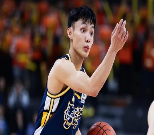 隨著廣東大勝、深圳絕殺，CBA亂了！廣東重回前三，遼籃跌出前十