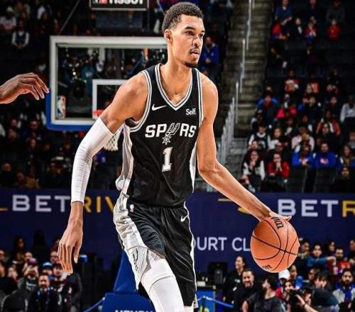 22歲文班MVP登頂！“外星人”的野心，藏不住了