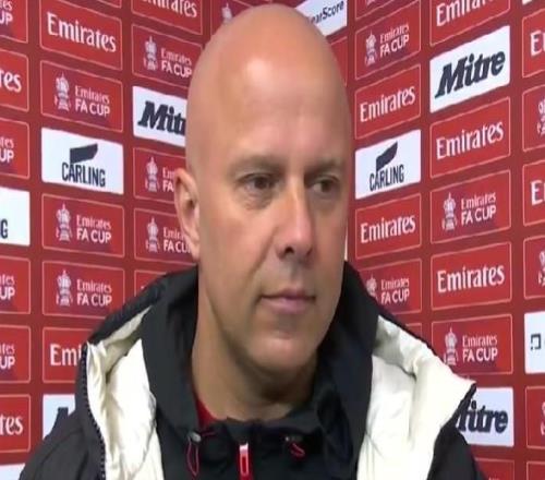 斯洛特談伊薩克替補：希望他能趕上周三對陣巴黎的比賽