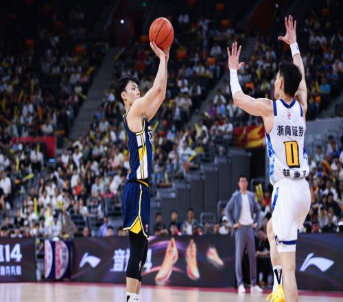 CCTV5直播廣東VS山東全力橫掃!邱彪缺兵少將,杜鋒找到贏球秘訣