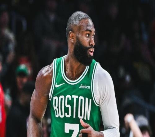 塔圖姆25+18+11布朗43分,阿德巴約低效兩雙,凱爾特人四殺熱火