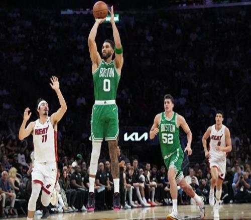 43+25+18！綠軍雙核狂爆發，創56年神跡橫掃熱火穩坐東部二