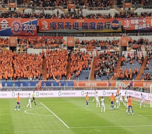 中超泰山1：2不敵英博，遭遇兩連敗，主力缺陣漏洞沒補不上