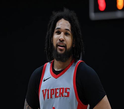 最后一戰打出高光表現!火箭二隊后場核心的情況真是令人捉摸不透