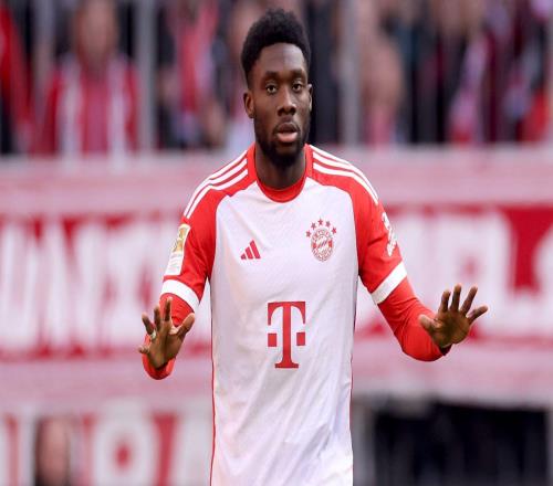 五大聯(lián)賽奪冠概率：拜仁巴黎99%奪冠，巴薩93%，曼城翻盤概率僅4%