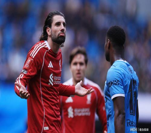 慘敗還擺臉色，傲慢引眾怒！索博斯洛伊賽后舉動惹怒利物浦球迷