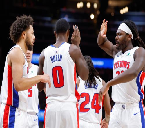 8勝2負，到底誰是軟柿子騎士布局或失策，哈登這次沖冠又難了