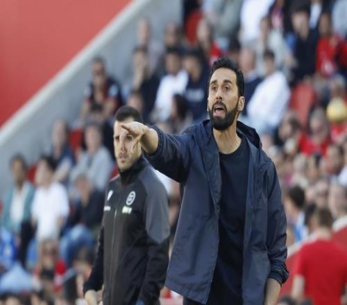 阿韋洛亞執(zhí)教皇馬18場5負(fù)，與阿隆索本賽季帶隊(duì)輸球場次持平