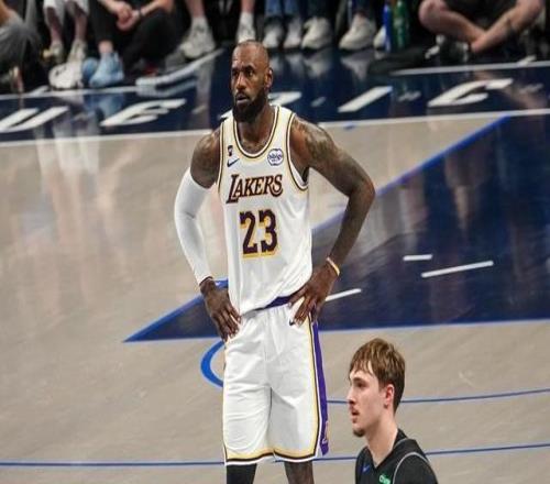 空砍30分被后浪搶戲！詹皇盛贊弗拉格：有我當年的影子