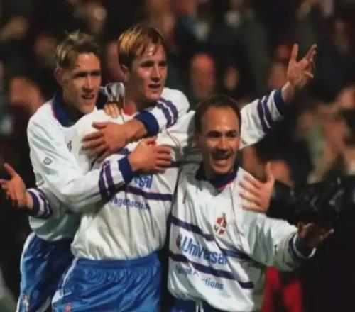 能打破英國年輕球員轉(zhuǎn)會費紀錄,卻成阿森納棄將,壞小子生不逢時