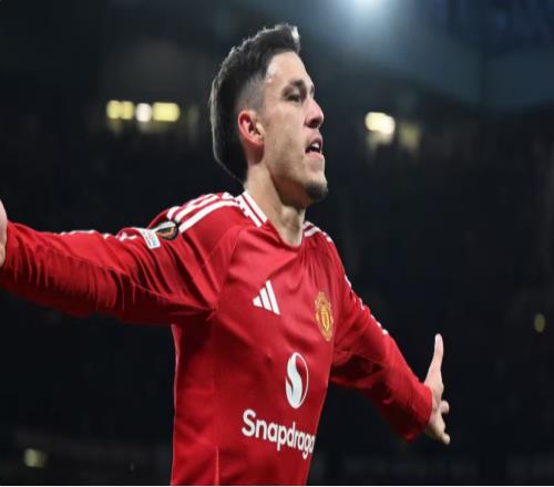 曼聯(lián)中場大清洗:卡塞米羅離隊倒計時,烏加特成止損頭號目標(biāo)