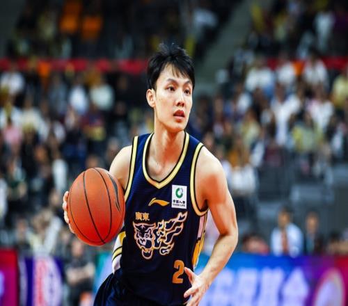 廣東輸球揪出罪魁禍首!三位國手合計17投僅4中,杜鋒有苦難言