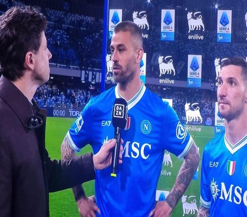 斯皮：盧卡庫是溫柔的巨人，他失去了父親，希望他能走出陰霾