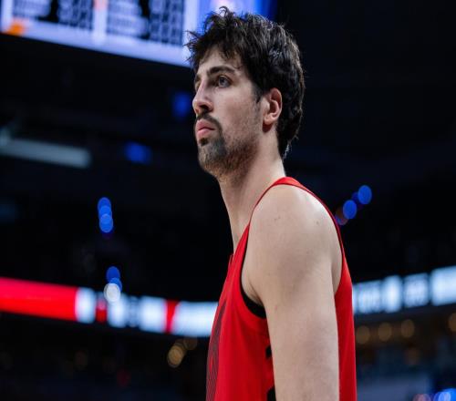 綜述：掘金9連勝升西部第三！馬刺60勝創歷史騎士殘陣大勝灰熊