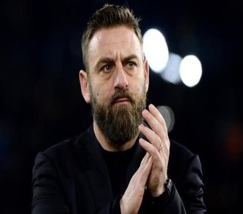 德羅西：我告訴洛卡特利抬起頭來，也給多納魯馬等人發了信息