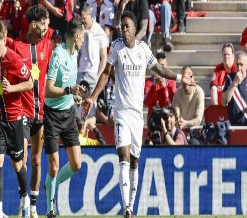 主持人：皇馬受到VAR不公正對待，他們奪走了皇馬的西甲冠軍