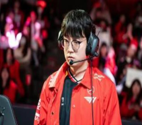 除了當(dāng)年在T1打輔助的Mata，吧友們印象中還有哪些隊伍里有“演”隊友的情況