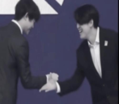 LPL賽事整活：名帥的頂級博弈