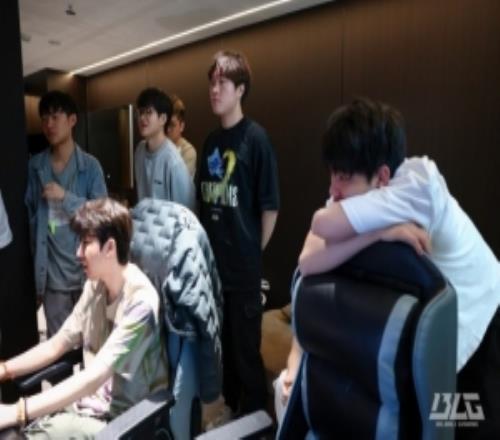 BLG分享選手訓(xùn)練返圖:磨礪以須