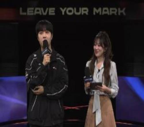 Kanavi：恭喜珉炯達成了300勝場的成就希望我們能一起打到400勝500勝