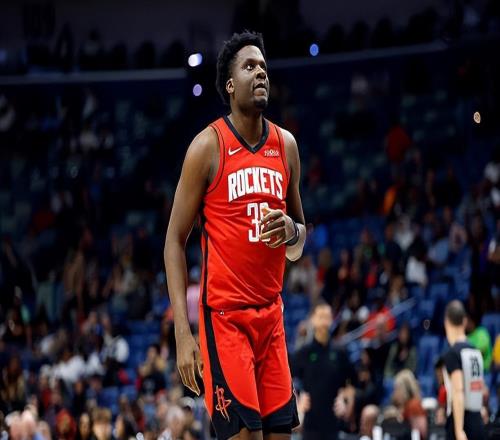 各種黃油手！火箭替補中鋒在進攻端真是完全起不到任何作用