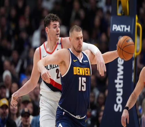 18分逆轉(zhuǎn)開拓者！約基奇35+14+13+5創(chuàng)歷史第1神跡，掘金反超湖人