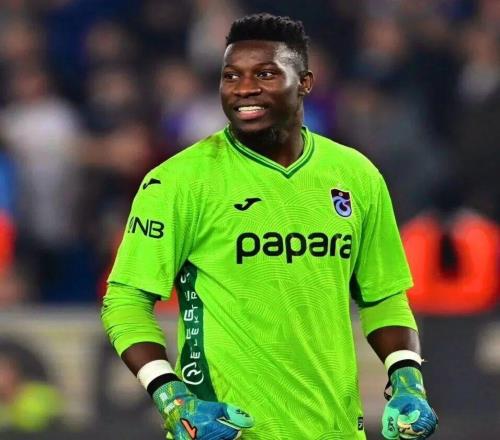 郵報：曼聯沒有計劃讓奧納納回歸，多個球隊對他感興趣太陽報：曼聯將在賽季末決定主帥人選