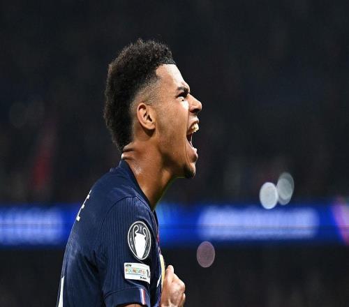 杜埃巴黎生涯歐冠淘汰賽已打入7球，隊(duì)史僅次于姆巴佩