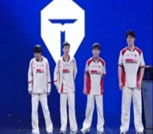 LPL賽事官方：TES全員狀態(tài)在線，拿下二連勝