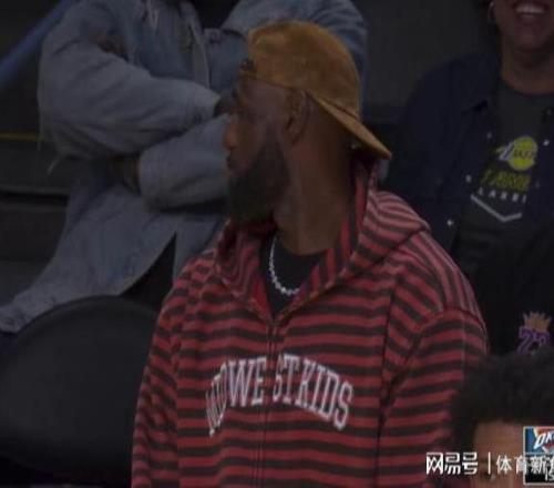 +7，沒有三巨頭，殘陣湖人這么強嗎