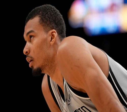 馬刺隊文班亞馬有望傷愈復(fù)出，重返最佳陣容，角逐各項獎項