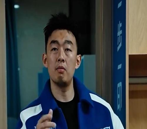 “破壞團結，馬上滾蛋！”