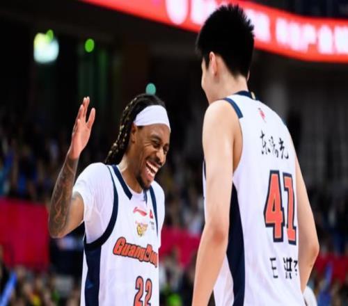 廣東隊16分逆轉青島，王洪澤22分8籃板，麥考爾43分仍被吐槽