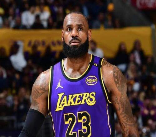 41歲,孤軍奮戰(zhàn),最后之舞:詹姆斯的終點,倒計時了