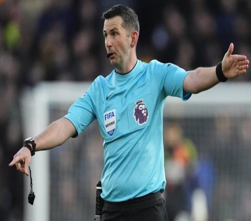 英超裁判組2人入選世界杯，VAR席位只剩1個澳洲人