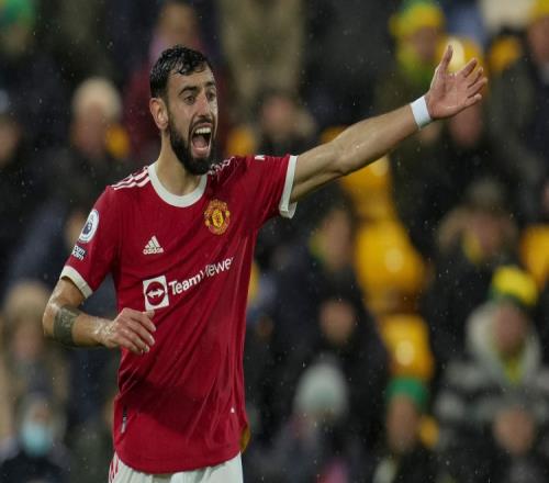 前葡萄牙國腳：B費真心希望在曼聯(lián)度過余生，他的夢想是拯救球隊拿到一些“大賭注”的獎杯_英超直播