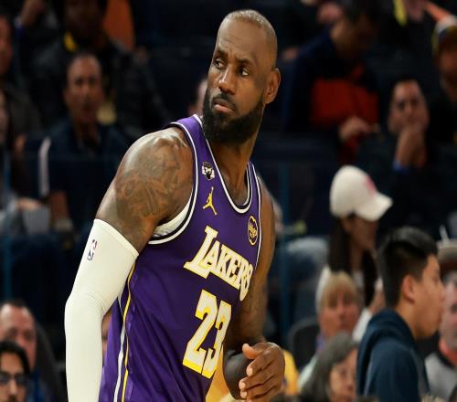 湖人4將傷停，41歲詹姆斯被迫"回到老路"扛下所有