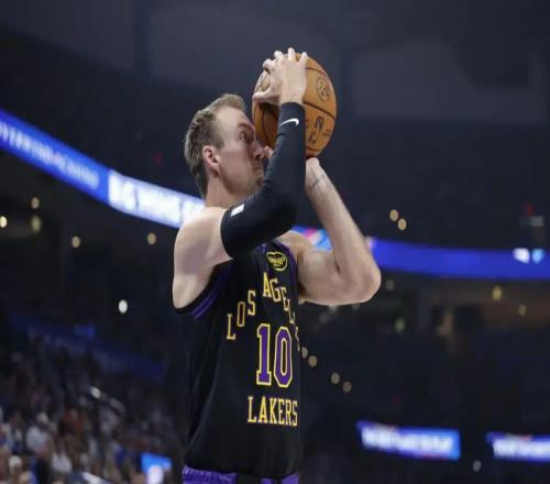 28助攻4失誤！肯納德化身控衛(wèi)，理想續(xù)約多少