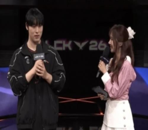 Zeka：進(jìn)赫哥風(fēng)格是完全不給自己留退路，目前中野默契度超過一半